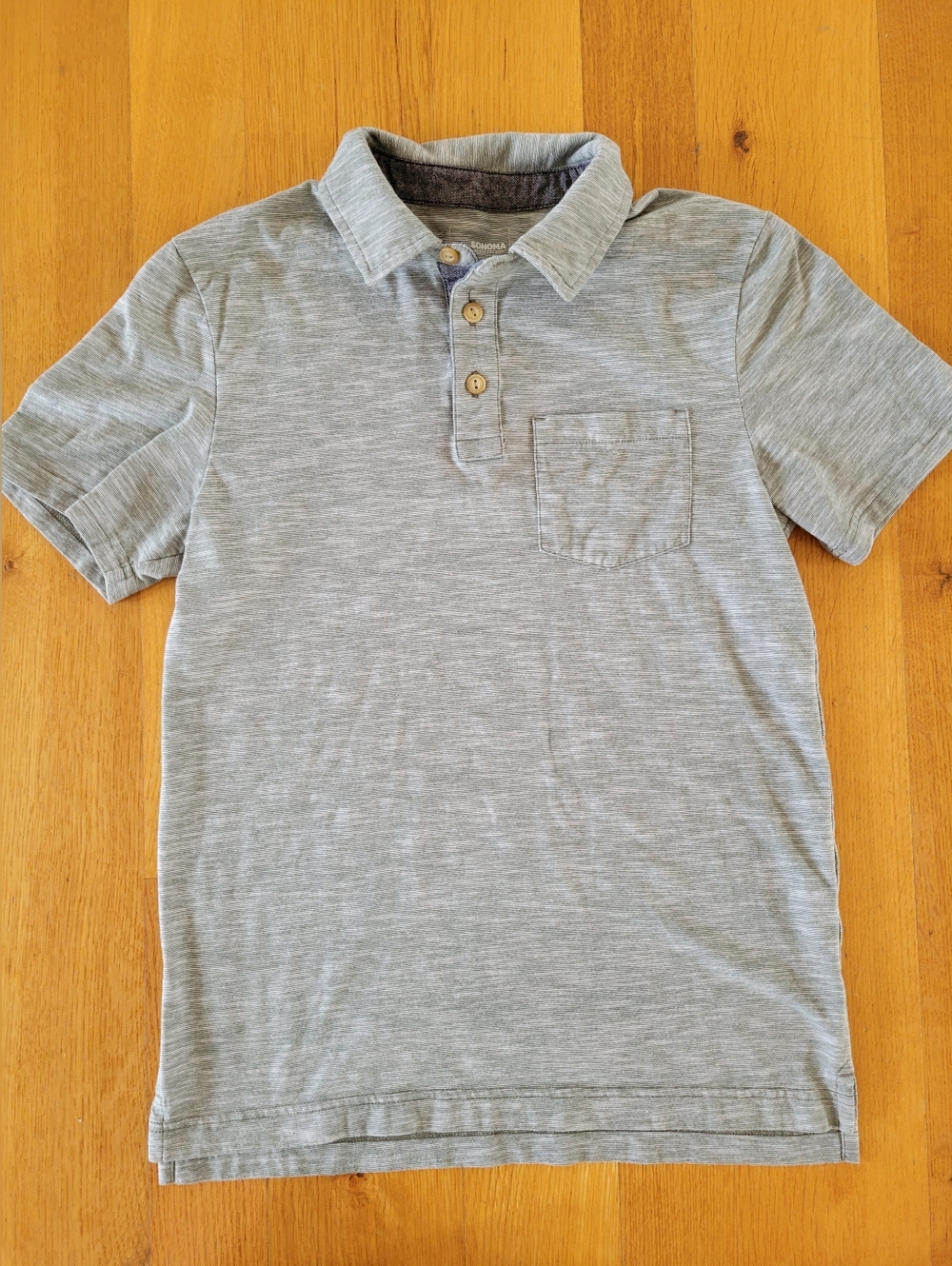 Mens size small short sleeve polo shirt